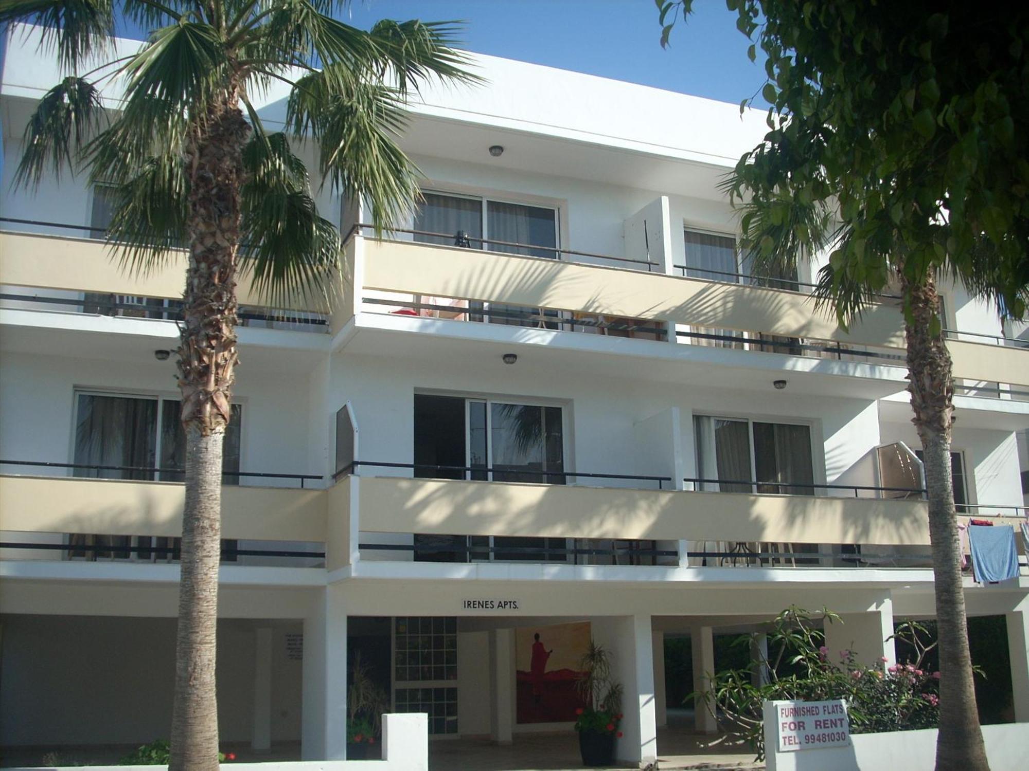 Irene'S Apartments Limassol Bagian luar foto