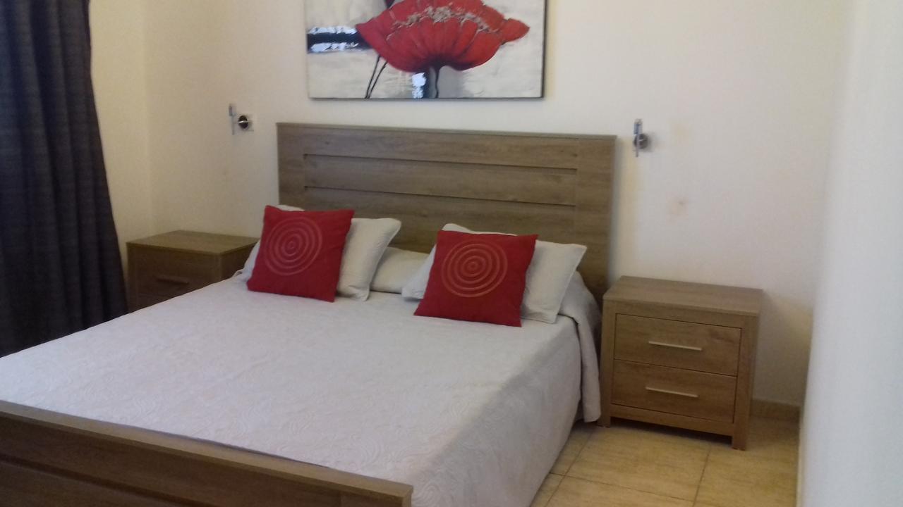 Irene'S Apartments Limassol Bagian luar foto