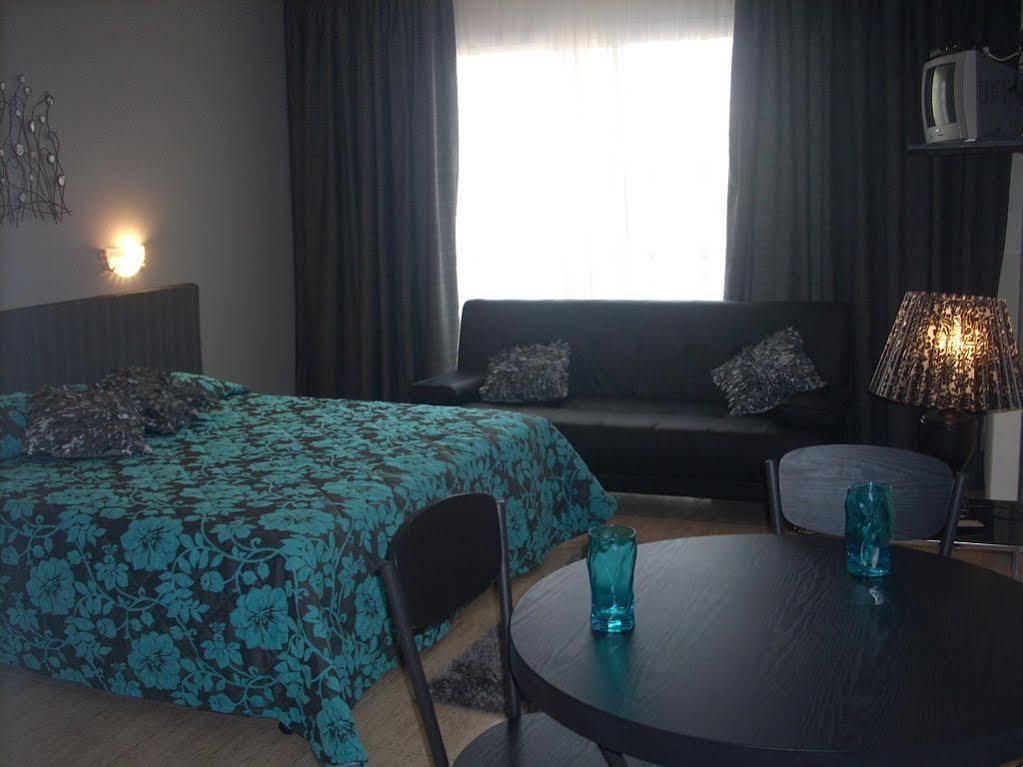 Irene'S Apartments Limassol Bagian luar foto