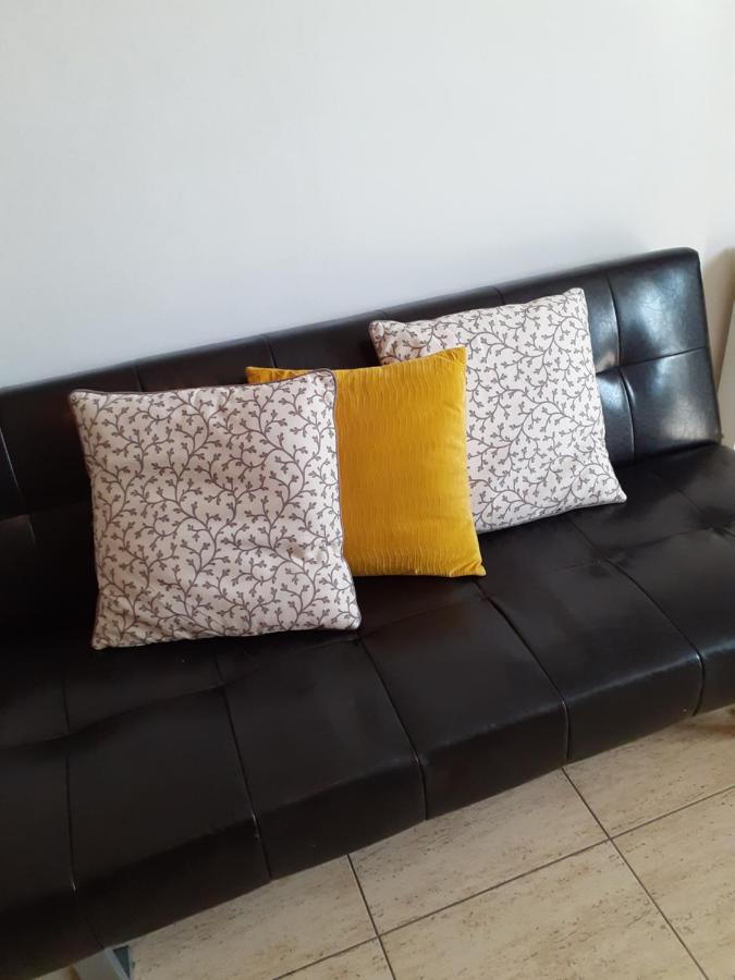 Irene'S Apartments Limassol Bagian luar foto